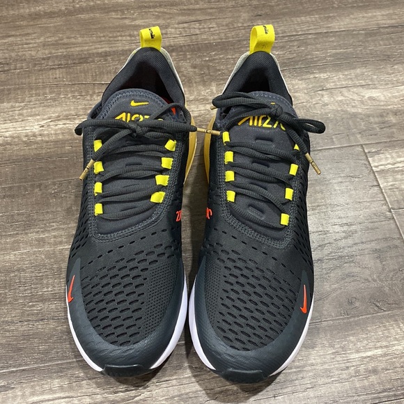 Nike baskets Air Max 270 - Picture 2 of 4